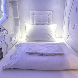 Superior Mixed Capsule Room
